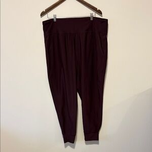 Old Navy Women's Jogger Pants - Burgundy